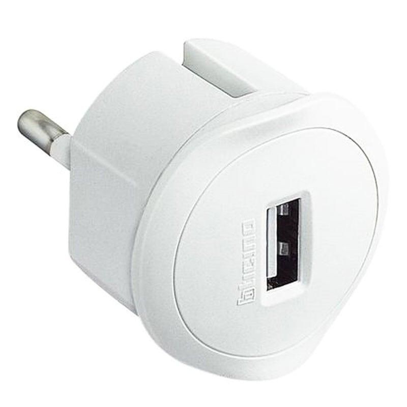 Adattatore presa USB 1,5A con spina Tedesca bianco BTICINO S3625DU