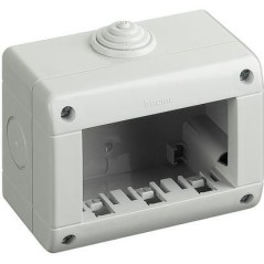 Custodia IP40 3 moduli BTICINO 25403